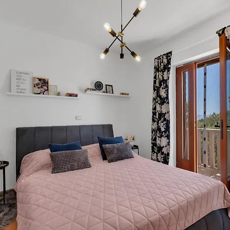 Apartament Marito *